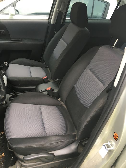 Мазда 5 2006г. 1.8 бензин 115к.с Само на части