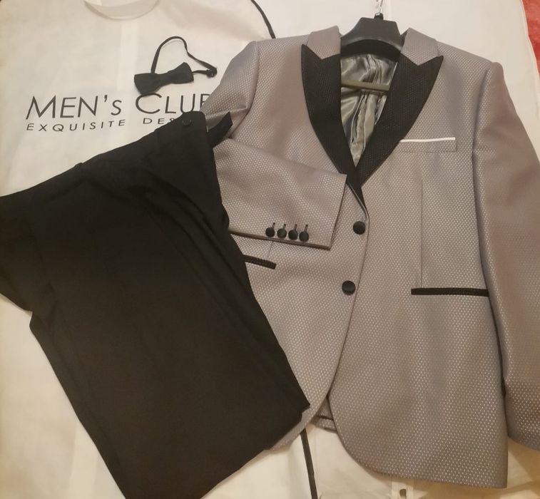 Costum ocazii speciale /mire