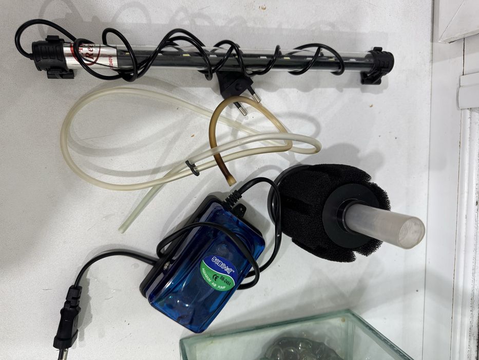 Аквариум с полным комплектом