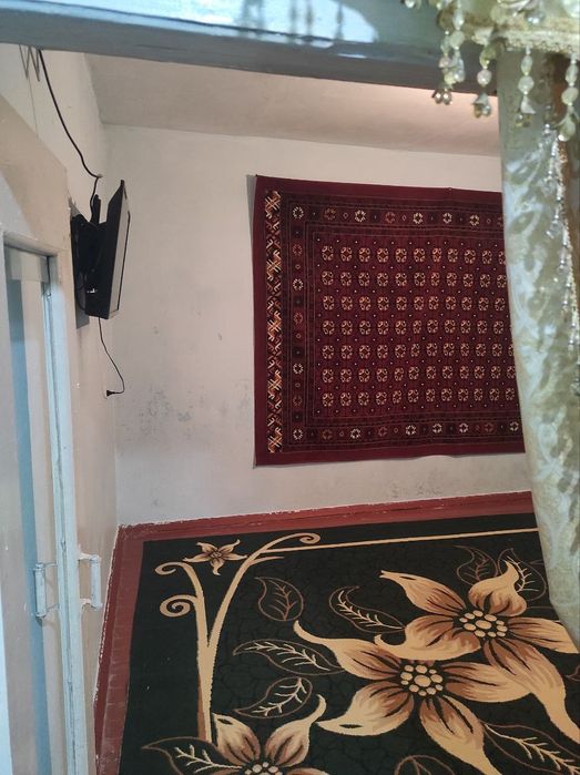 2 хонали уй сотилади жомбой тумани бохористон кучаси 59 уй 18 квартира