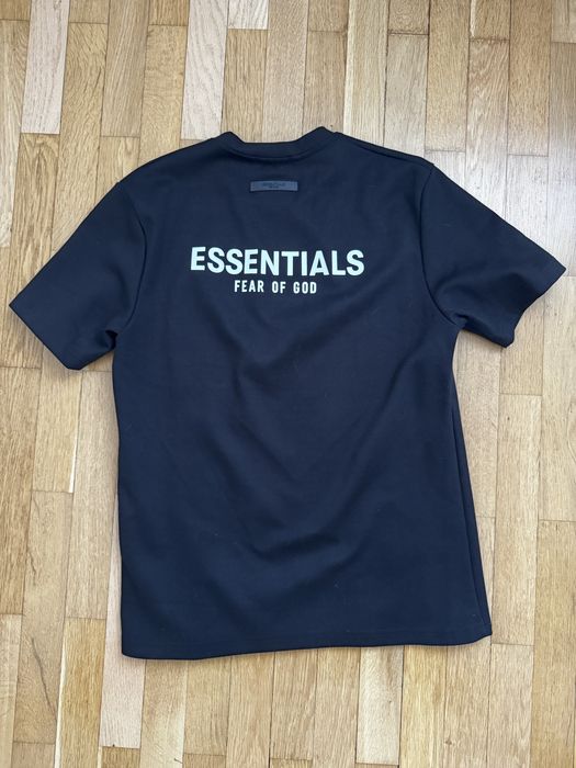 Compleu Essentials