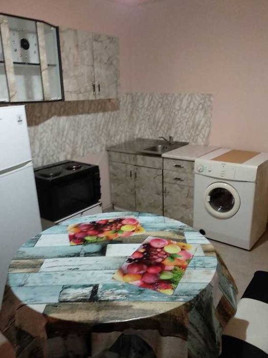 Дава се под наем Едностаен апартамент в Бургас, Възраждане - 44 кв.м за 66.3 € - Снимка #1