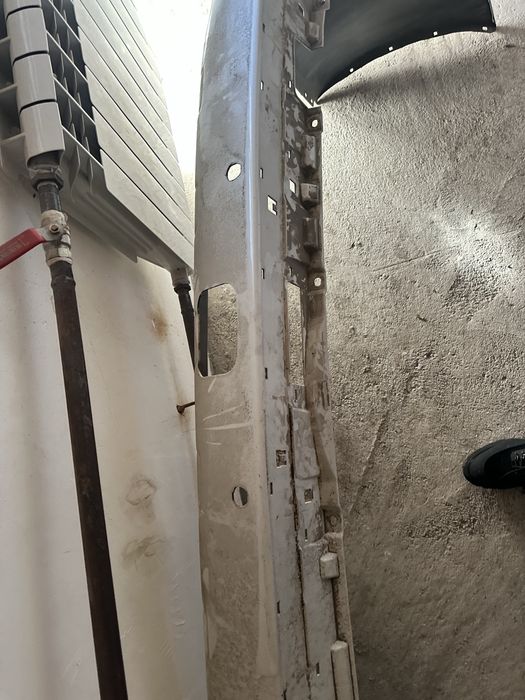 Задний бампер на lexus lx 570