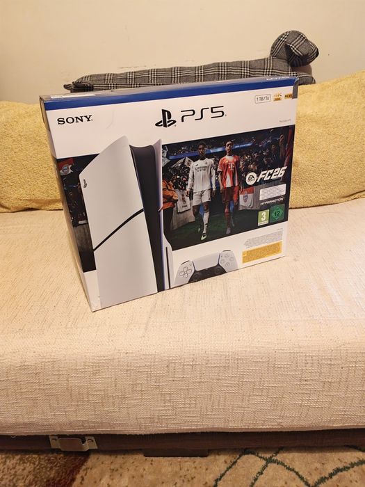 Consolă PlayStation 5 1 TB Slim Disc Edition + Stand multifuncțional + Controller