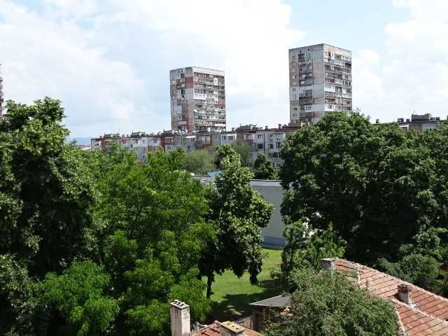 Двустаен, НОВ, Надежда 2
