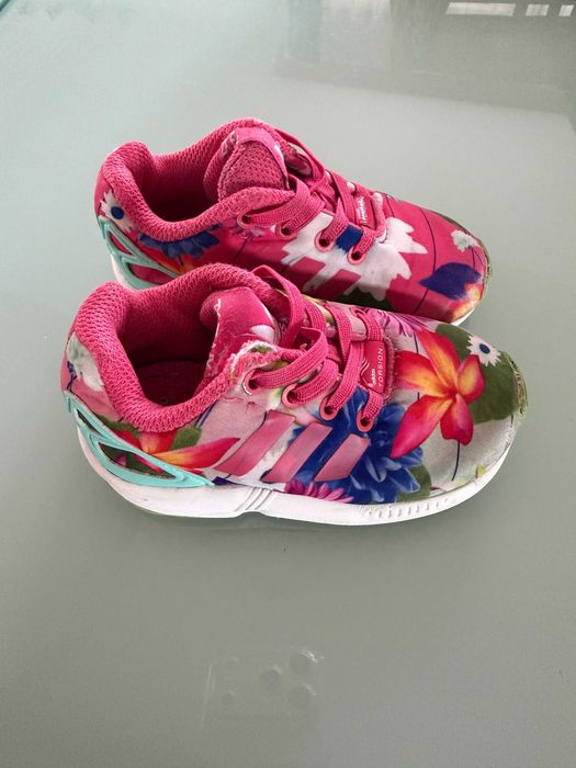 Маратонки Adidas за момиче размер 22