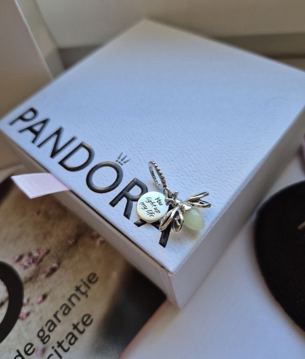 Charm licuriciul fosforescent care lumineaza in intumeric Argint S925