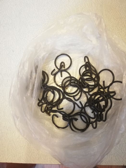 Крючки на тюль металлические