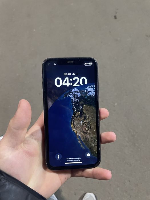Продам айфон 11 64гб