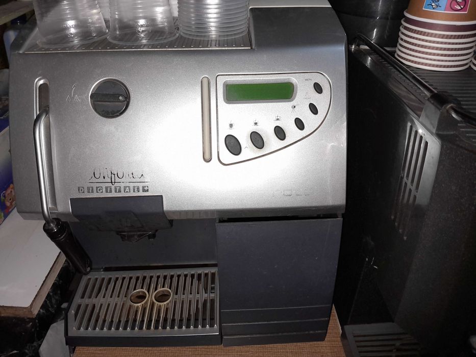 Спешно! Кафемашина saeco  rotel 200 лв. Заведение разпродажба