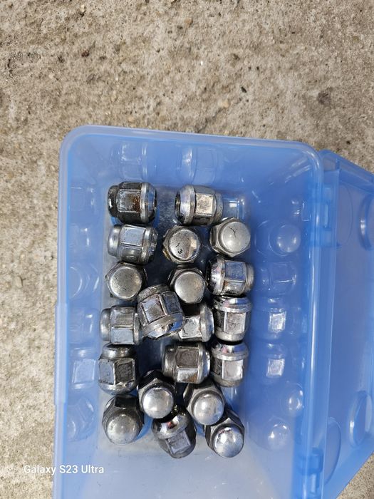 Vând 4 roti R16  Honda echipate cu anvelope vara  .