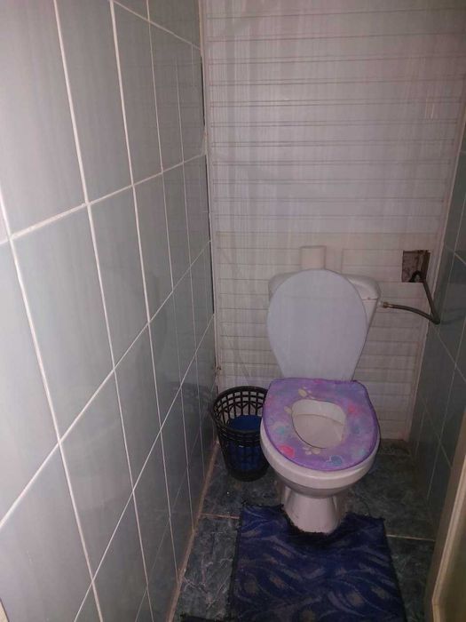 Uy  sotiladi 2 xonalik