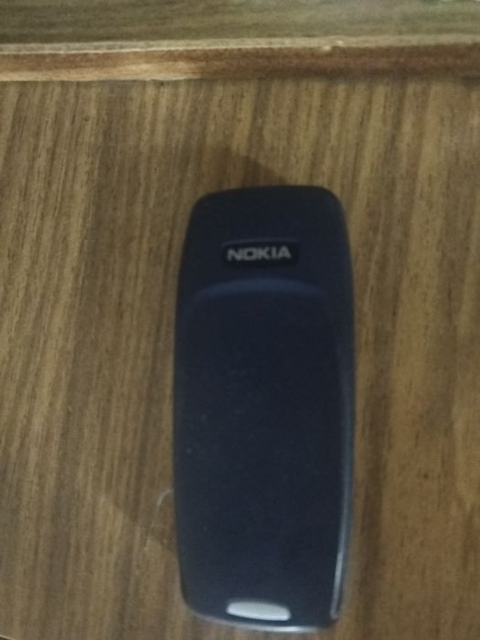 продам два телефона