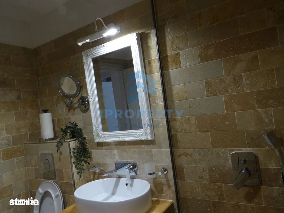 Apartament cu 3 Camere in zona Decebal cu loc de parcare