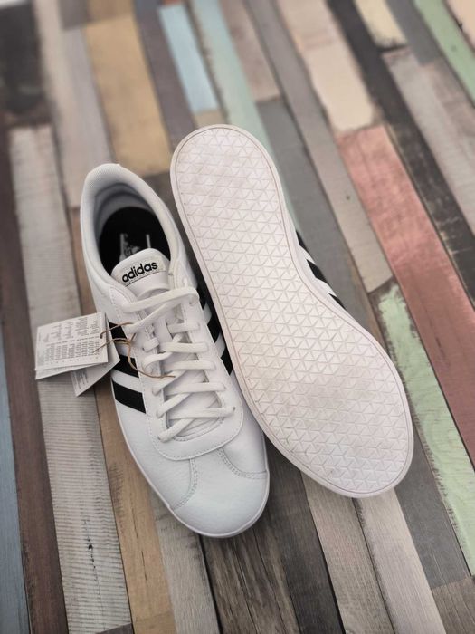 Маратонки адидас размер 46 и 2/3 - 30 евро