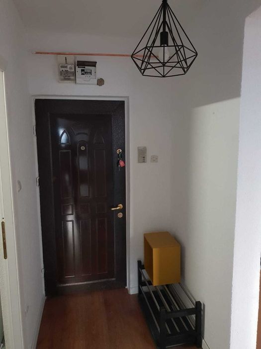 PROPRIETAR, vand ap 3 camere in Lugoj (langa fac. Dragan)