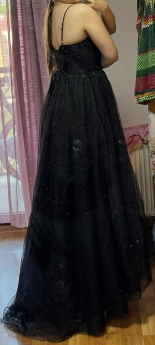 Vând rochie nouă