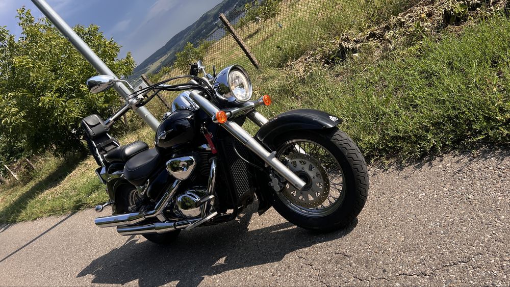 Suzuki Intruder VL800 2006 20300 km schimb pe container modular