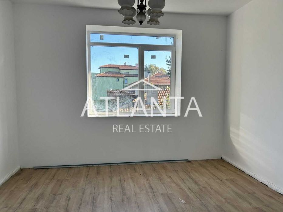 Продава се Офис в Варна, Галата - 230 кв.м за 761 €/кв.м - Снимка #5