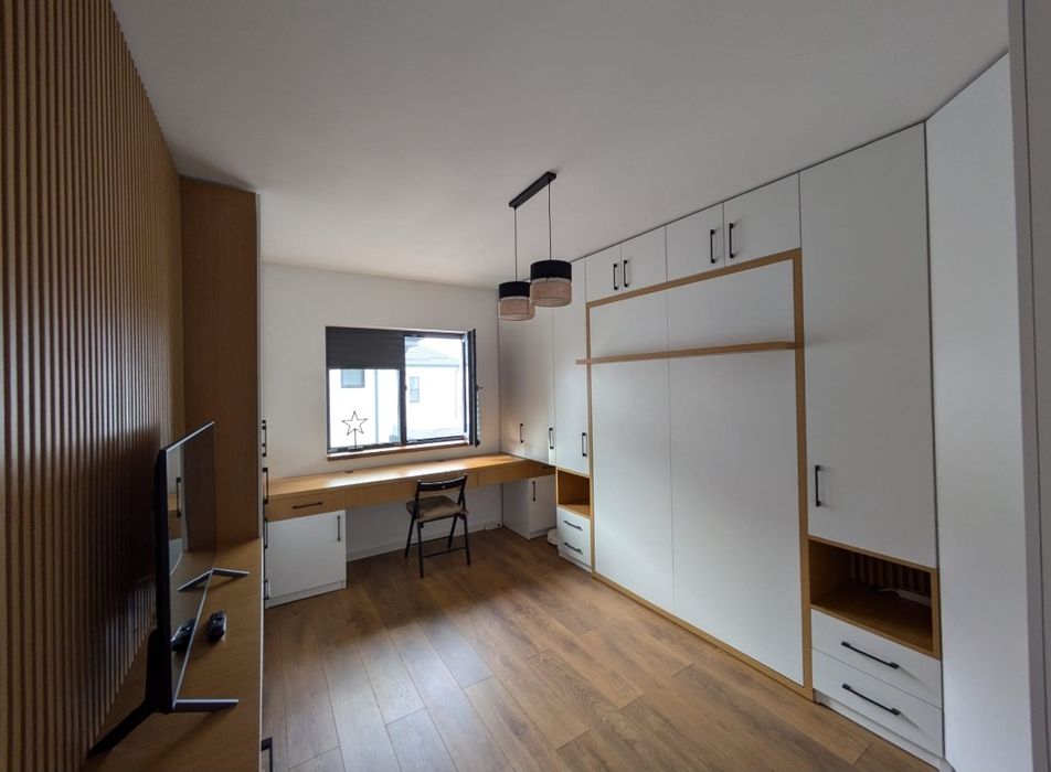PROPRIETAR! Casa/Vila 4 camere 2 bai 175mp în Bâcu  lângă Dragomirești Deal