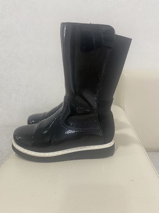 Детские демисезонные сапоги на девочку.