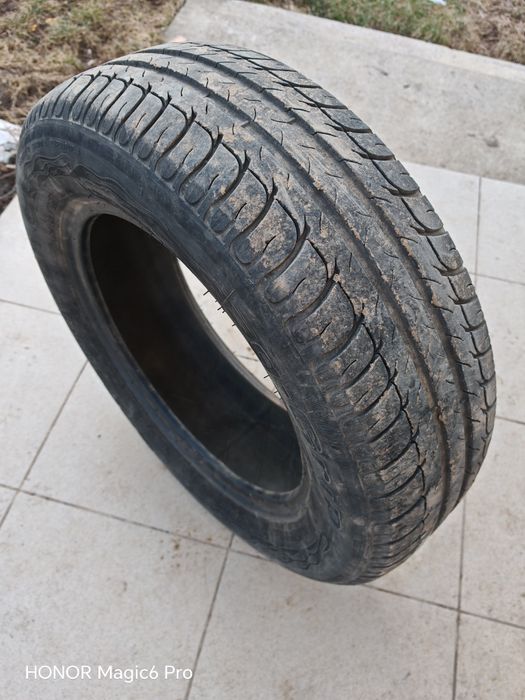 Anvelopa vara 195 65 R15