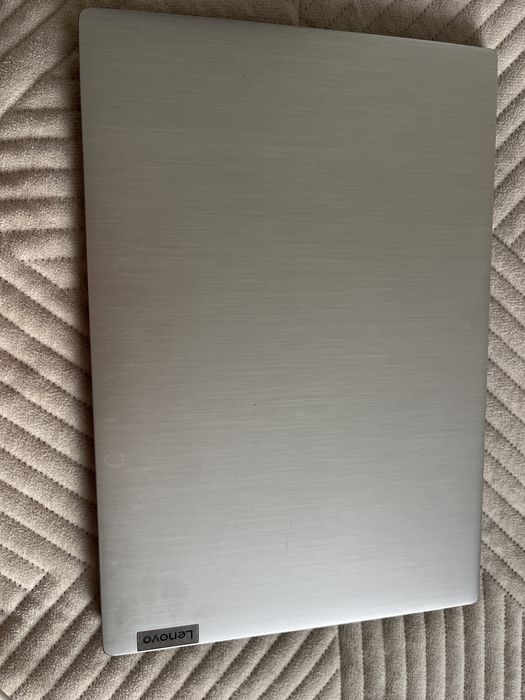 Продаи ноутбук Lenovo