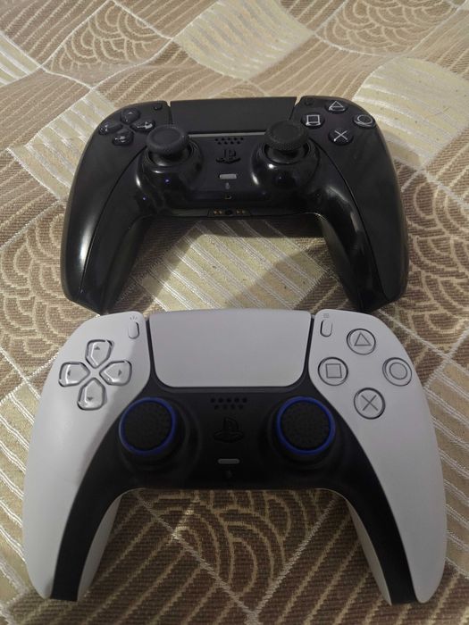 Джойстик на Ps5 2 штуки