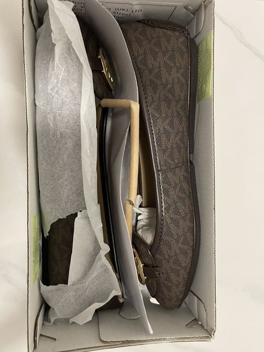 MICHAEL KORS оригинални, чисто нови