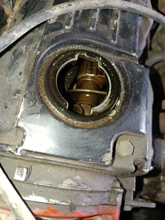 Двигатель Мерседес м103 2.6