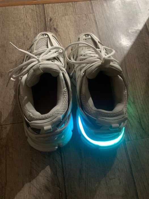 Balenciaga track 1 led white