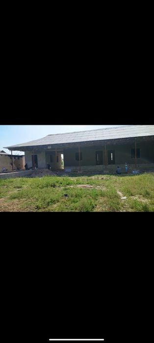 Uy sotiladi zarbdor maxallasida