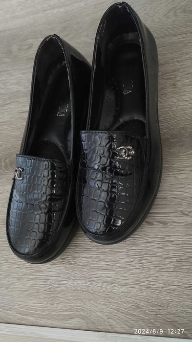 Кожаные туфельки-лоферы