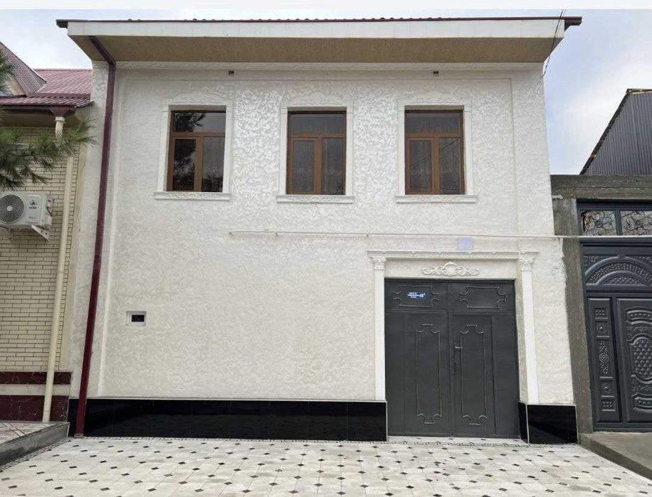 7 хонали+ 2 ошхона, 2 сотикдан иборат булган  ховли сотувда