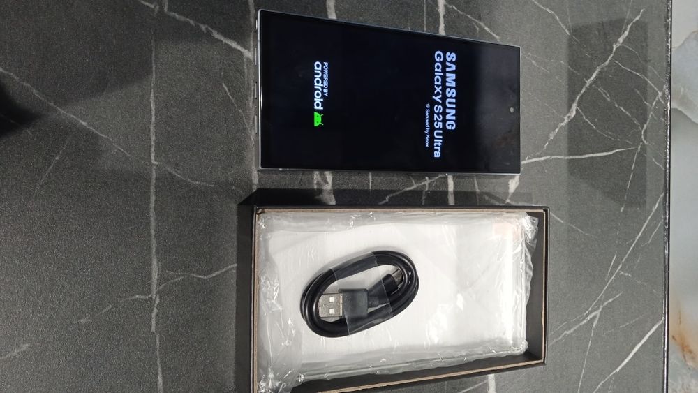 Продам телефон Samsung 25 ульта