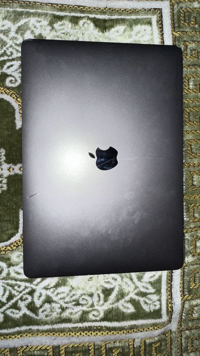 macbook pro m1, 8/256 93% срочно