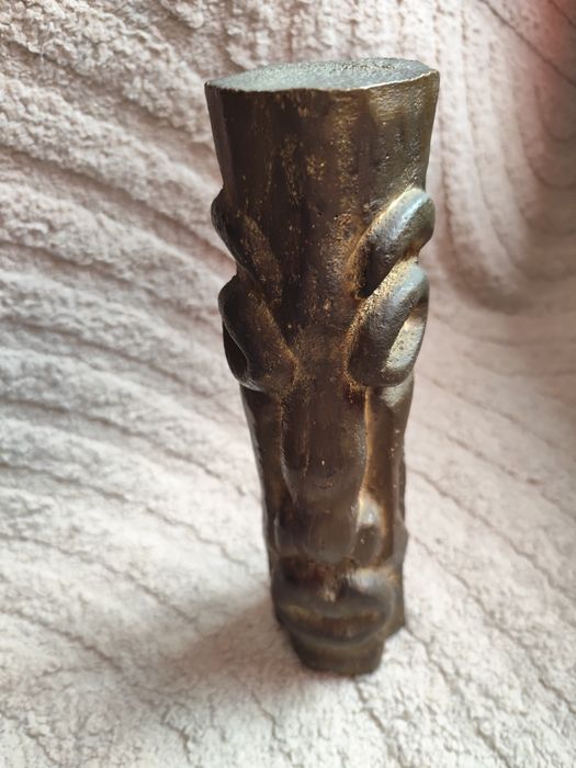 Уникална етно скулптура от масивен бронз