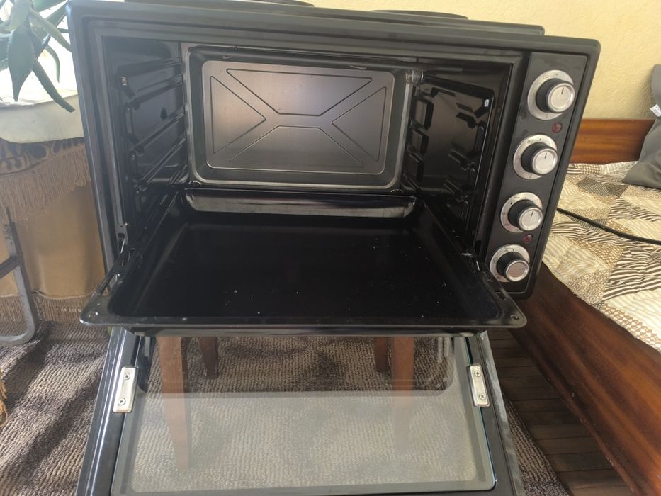 Продавам чисто нова готварска печка, използвана няколко пъти