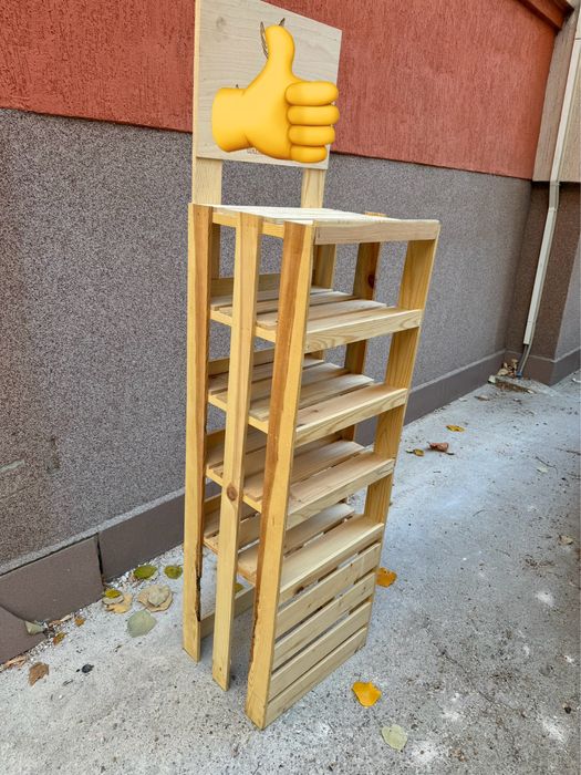 Дървен рафт за магазин