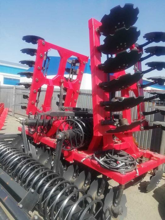 Дисковая борона, дискатор, БДМ, БДТ