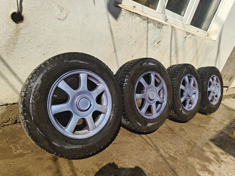 Продам резину зимнюю Кардиант