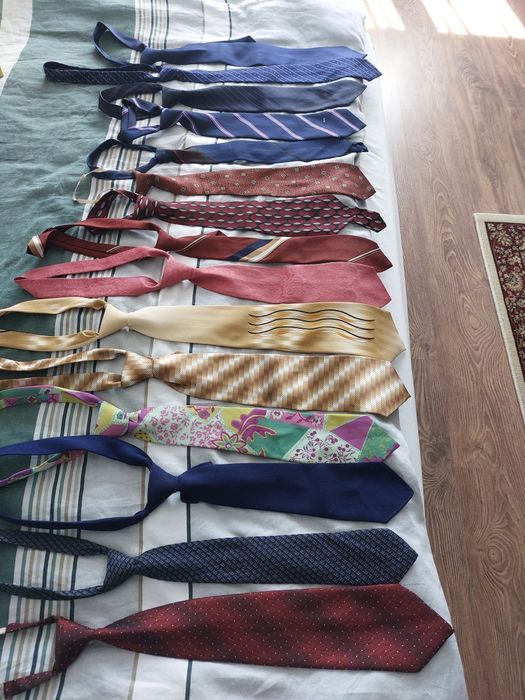 Cravate barbati frumoase