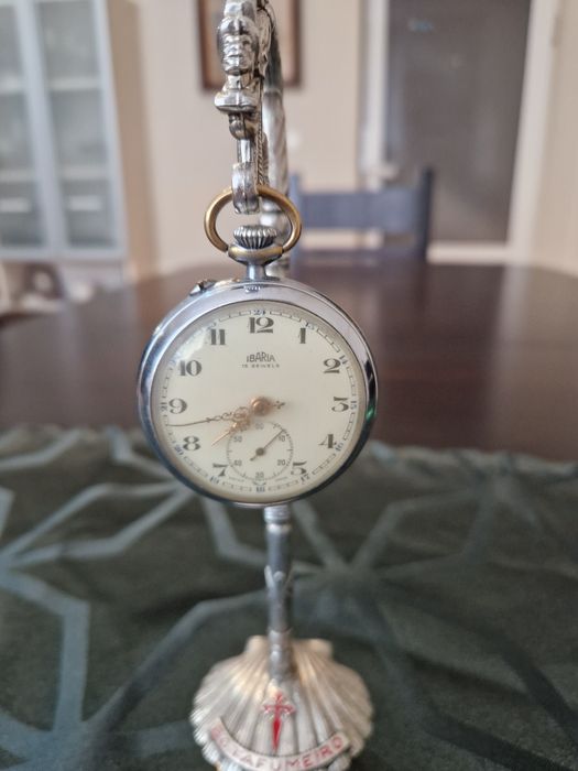 Рядък антикварен колекционерски швейцарски джобен часовник Ibaria