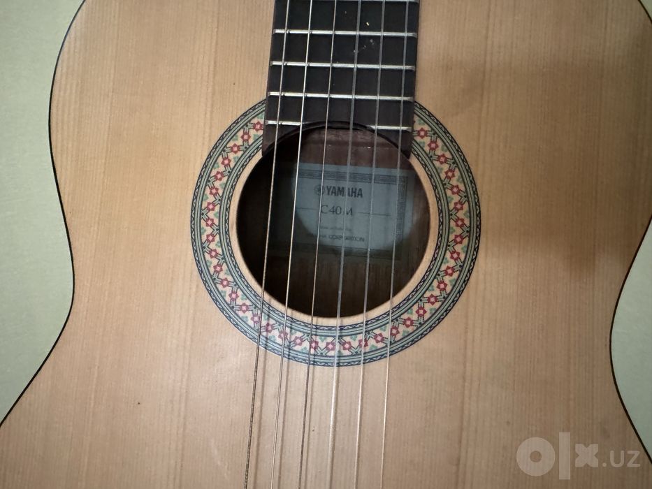 Gitara srochna sotiladi yamaha indonesia