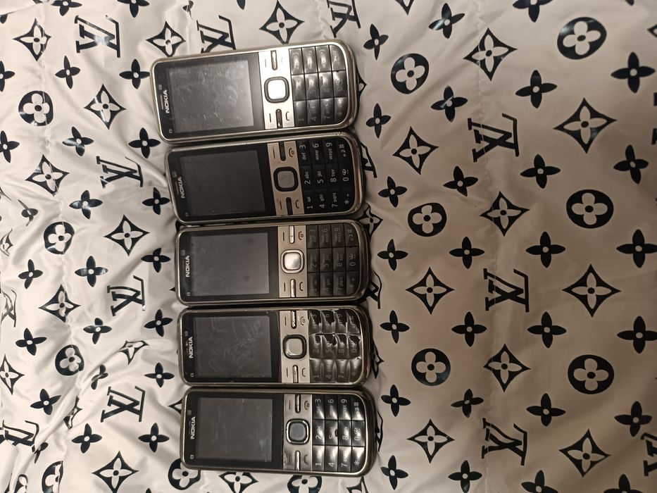 Assalom alekum Telefonlar Sotiladi Original Nokia C5