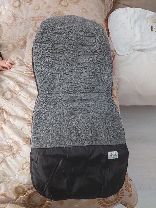 Продам тёплый матрасик на коляску