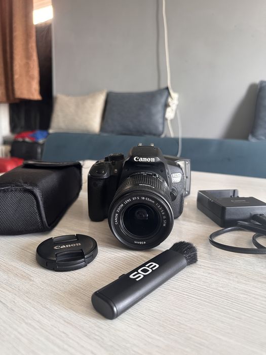Canon 700 d Срочно сотилади. Ҳолати зўр