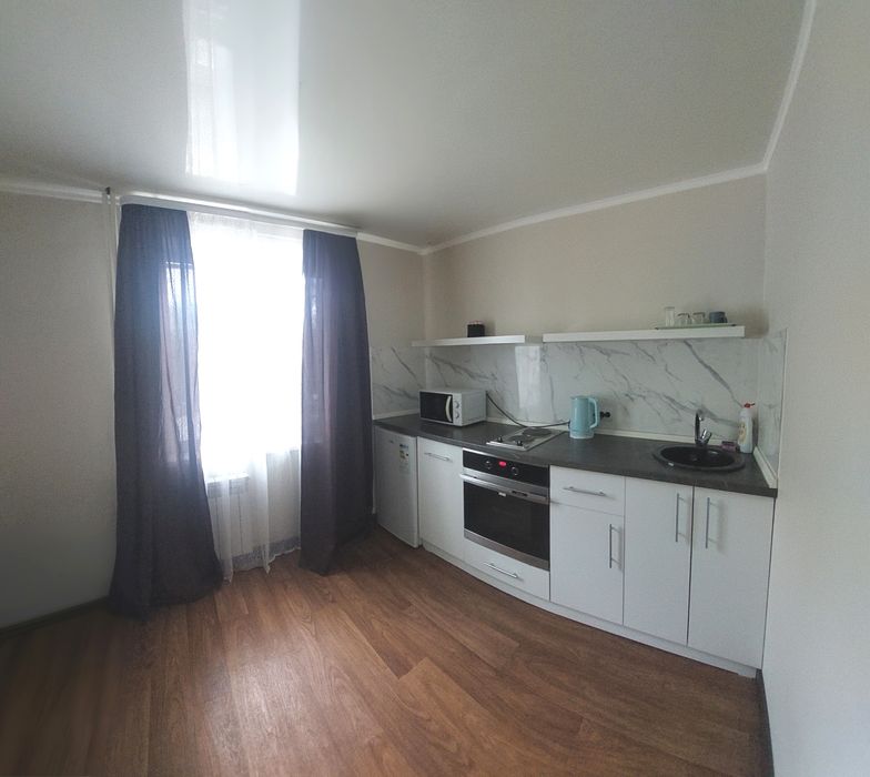 1. Ком улучшенная возле ТД Артур