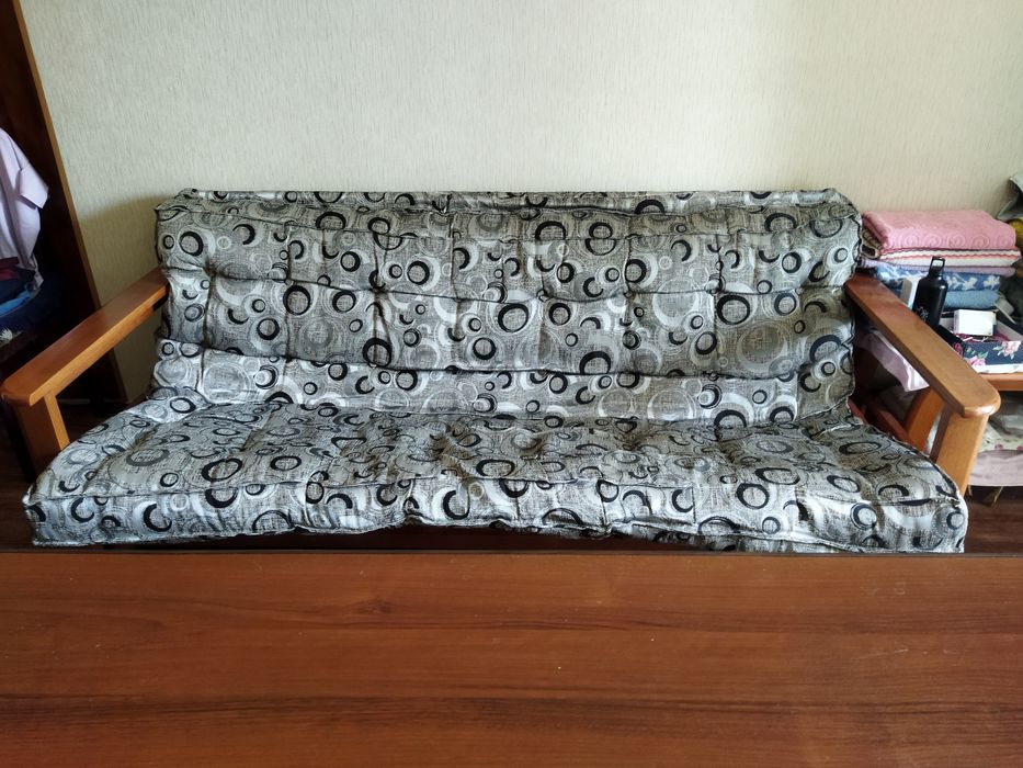 Диван  складной можно для дачи