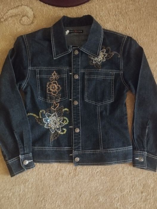 Джинсовые куртки для девушек